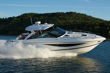 40' Cobalt 2016 Yacht For Sale